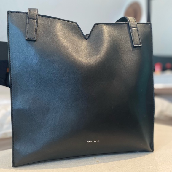 MATT & NAT CEGAN LEATHER BAG BRAND NEW - Picture 1 of 3